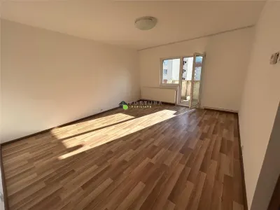 Oportunitate de investitie, garsoniera decomandata, Bld Vlahuta -Gemenii - foto 2