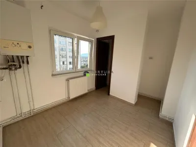 Oportunitate de investitie, garsoniera decomandata, Bld Vlahuta -Gemenii - foto 4
