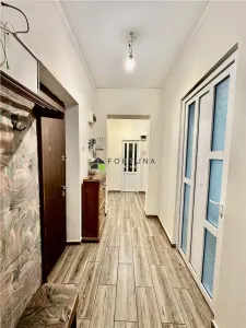 Apartament 3 camere de închiriat, zona Eminescu - foto 12