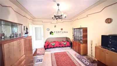 Apartament 3camere decomandat 71 mp etaj 1/4 Carpatilor - foto 5
