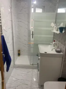 Apartament 2 camere , zona Gara , et 1/4 , renovat integral , mobilat modern - foto 16