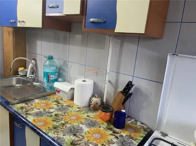 Apartament 3 camere , zona cartier Sud ,et 2/4 , decomandat , imbunatatit - foto 12