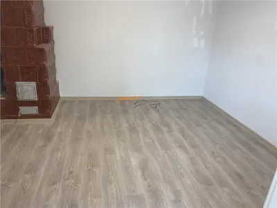 Casa in Focsani de inchiriat renovata integral , zona Bdul Independentei,posibilitate birouri , saloane de infrumusetare - foto 6