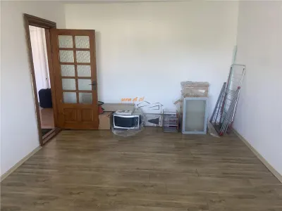 Apartament 2 camere , zona Liceul Economic , 56 mp , decomandat - Focsani