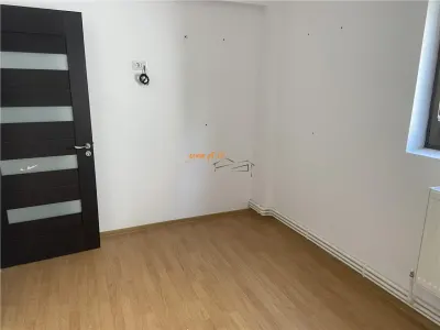 APARTAMENT 3 CAMERE // ZONA EXCLUSIVISTA - foto 3