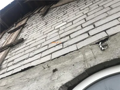 Casa de vanzare in Golesti, parter si etaj , 220 mp construiti , teren 916mp, la rosu - foto 2