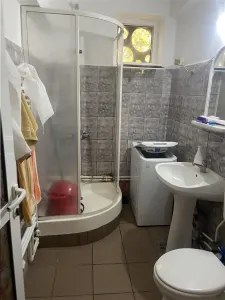 Apartament 2 camere , zona Gara , 50 mp , imbunatatit , mobilat complet - foto 7
