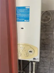 Apartament 2 camere , zona Gara , 50 mp , imbunatatit , mobilat complet - foto 10