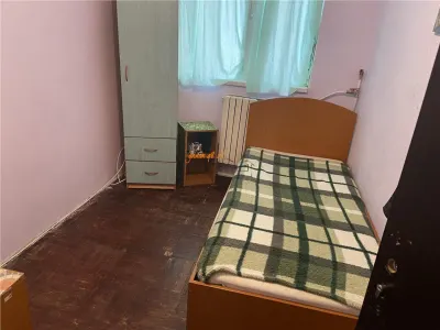 Apartament 4 camere , zona cartier Sud , et 2/4 , 56 mp - foto 11