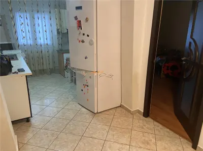 Apartament 2 camere ,56 mp, zona Longinescu , decomandat, imbunatatit , liber - foto 6