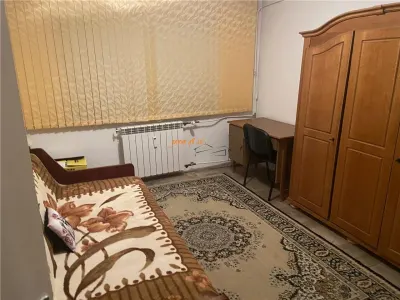 Apartament trei camere , zona Cartier Sud , 55 mp , curat - foto 2
