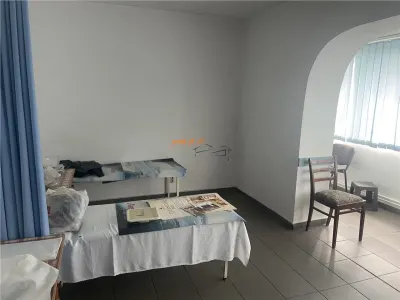Spatiu comercial , zona Sala Polivalenta ,72 mp , parter ,stradal , actual cabinet medical - foto 2