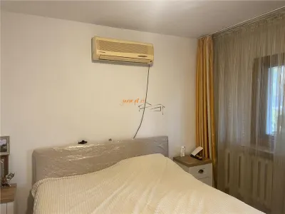 Apartament 3 camere , zona ultracentrala - Primaria Focsani , 83 mp , imbunatatit - foto 12