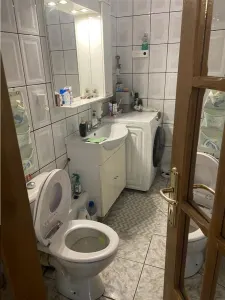Apartament 3 camere , zona ultracentrala - Primaria Focsani , 83 mp , imbunatatit - foto 17
