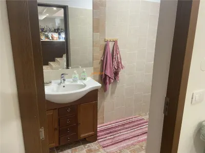 Casa de vanzate in Campineanca , parter+etaj, 360 mp utili , teren 996 mp - foto 14
