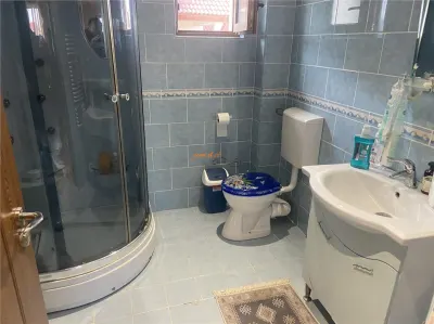 Casa de vanzate in Campineanca , parter+etaj, 360 mp utili , teren 996 mp - foto 21