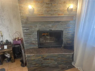 Casa de vanzate in Campineanca , parter+etaj, 360 mp utili , teren 996 mp - foto 4