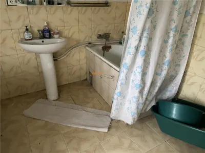 Casa formata din 2 corpuri de vanzare in sat Maluri , comuna Vulturu ,suprafata casa 100 mp , teren1400mp - foto 11
