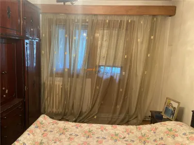 Apartament 3 camere , zona 2 Stejari , et 1/3 , 84 mp , decomandat , mobilat - foto 15