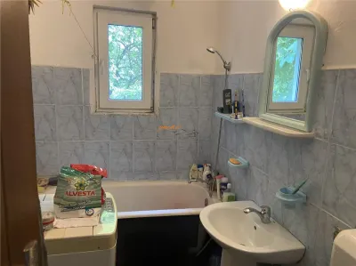Apartament 2 camere , cartier Gara , et 1/4 , curat , liber ,mobilat - foto 5