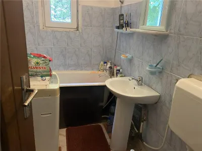 Apartament 2 camere , cartier Gara , et 1/4 , curat , liber ,mobilat - foto 6
