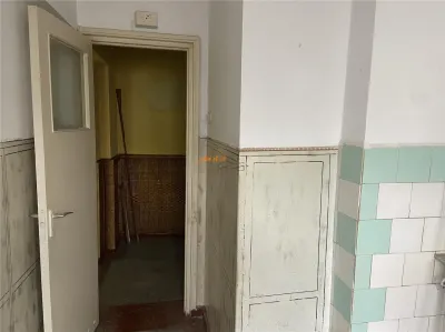 Apartament 2 camere ,50 mp , cartier Gara , et 3/4 , liber - foto 6