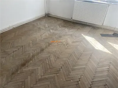 Apartament 3 camere , zona Gara, et 2/4 , centrala termica individuala , pret fix - foto 3
