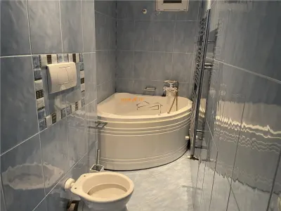 Apartament 4 camere transformat in 3 camere , zona ultracentrala Piata Moldovei , et 1/4 , 92 mp , imbunatatit - foto 8