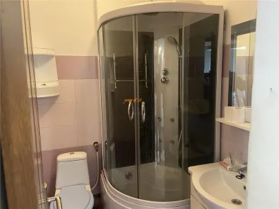 Apartament 2 camere , zona Cartier Sud , decomandat et 3/4 , imbunatatit , liber , mobilat - foto 12