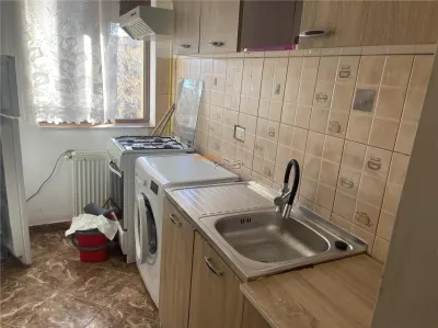 Apartament 2 camere , zona Cartier Sud , decomandat et 3/4 , imbunatatit , liber , mobilat - foto 15