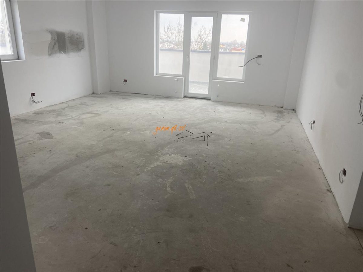Penthouse cu 4 Camere si terasa de 160 mp in zona centrala a orasului Focsani - Focsani