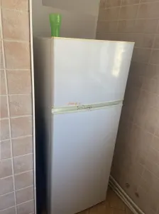 Apartament 2 camere , cartier Sud , decomandat , 43 mp, centrala termica proprie - foto 4