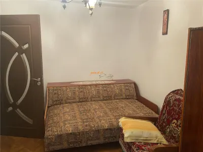 Apartament 3 camere , zona Politia Judeteana Focsani, et 1/4 , 71 mp , decomandat , mobilat - foto 10