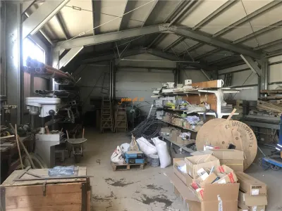 Cladire birouri  si hala , zona Golesti, suprafata teren 2365 mp - foto 12