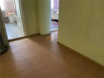 Apartament 3 camere , zona centrala -Sala Polivalenta, 80 mp , liber - foto 2