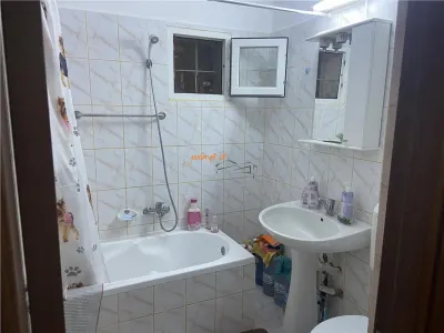 Apartament 2 camere , zona ultracentralaTribunal Focsani- Teatrul Municipal ,57 mp , 2 balcoane - foto 5