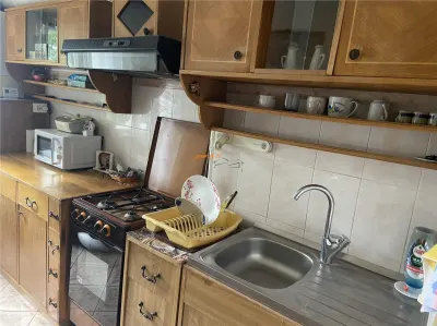 Apartament 3 camere , zona ultracentrala (Casa de Pensii ) , decomandat ,72 mp , mobilat, liber - foto 12
