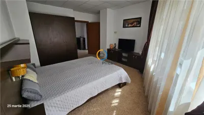 Apartament trei camere zona centrala Sf. Vineri, de lux - foto 13
