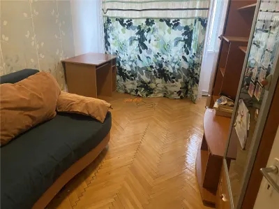 Apartament 4 camere , zona cetrala - Teatru Focsani ,123 mp , decomandat , liber - foto 7
