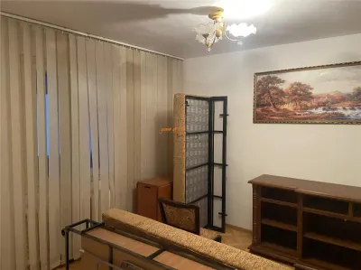 Apartament 3 camere , zona cartier Sud , et 2/4, decomandat,54 mp, imbunatatit , curat , liber - Focsani