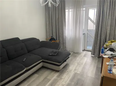 Apartament 2 camere , zona centrala - Scoala nr 10,etaj 2/8  , decomandat - Focsani