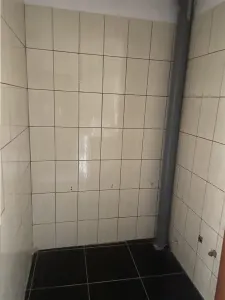 Apartament 3 camere , zona Longinescu - Gara , decomandat 70 mp , centrala termica , liber - foto 8