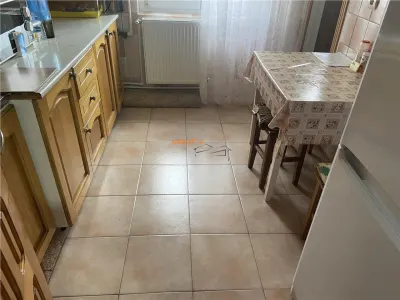 Apartament de vanzare , zona Cartier Aviatorilor , 83 mp , 2 balcoane - foto 5