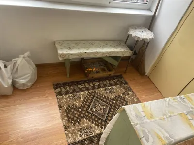 Apartament 3 camere , zona ultracentrala - Primaria Focsani, et 1/3 , decomandat - foto 11