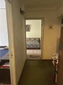 Apartament 3 camere , zona ultracentrala - Primaria Focsani, et 1/3 , decomandat - foto 7