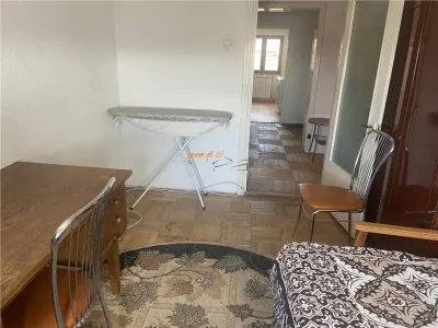 De vanzare apartament 3 camere , zona Spitalul Judetean Focsani, 82 mp , decomandat - foto 9