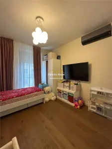 Triplex Vedere Lac Gradina Proprie 2 Locuri Parcare Subterana - foto 23