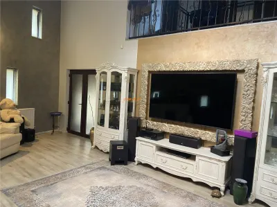 Casa de vanzare in Focsani , parter si mansarda ,suprafata utila de 173 mp, teren  100mp - foto 4