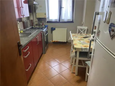 Aparatment 4 camere , zona centrala- Sala Polivalenta , et 3/4 , 97mp, 2 balcoane - foto 8