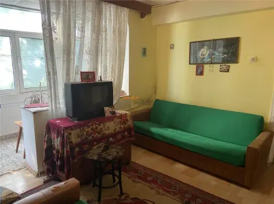 Apartament 2 camere , zona Gara , et 3 din 4 , 50 mp ,liber - foto 2